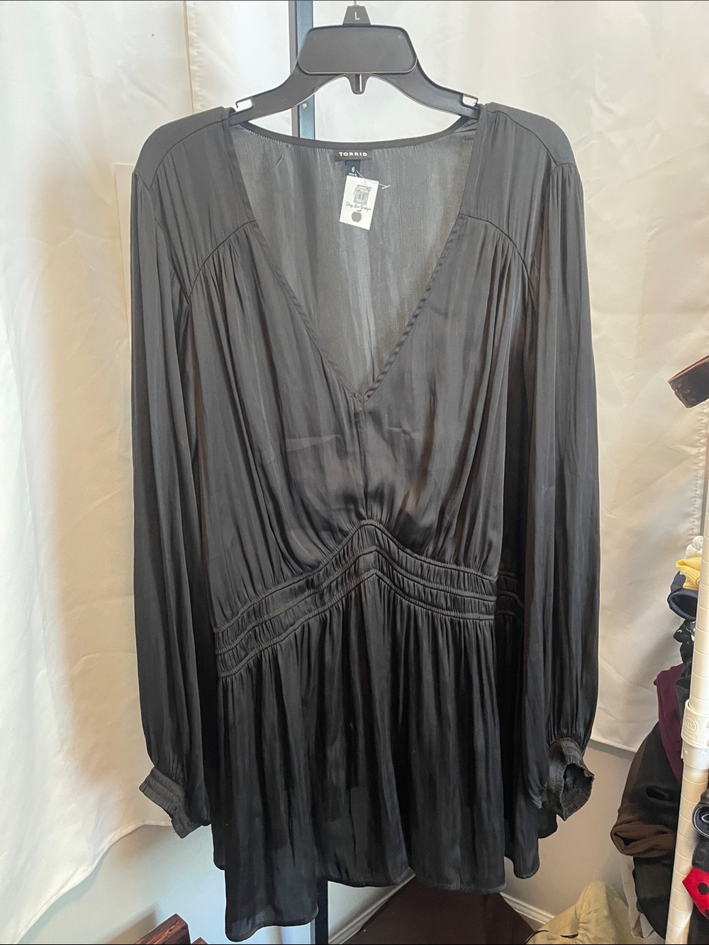 torrid Black V-Neck Gathered Waist Long Sleeve Tunic